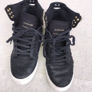 Boys suede Black and Gold Supras High top sneakers